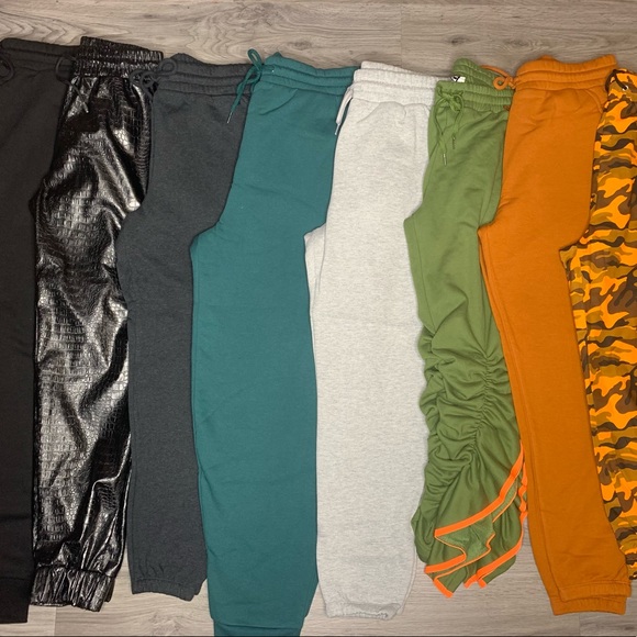 Joggers - Picture 2 of 3